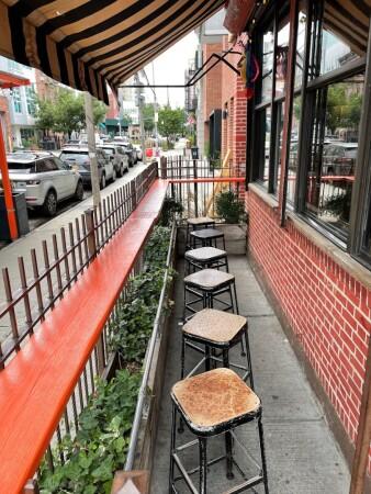 Best Sports Bars in Brooklyn - Roebling Sporting Club