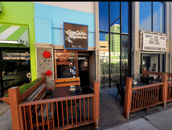 Best Sports Bars in Virginia Beach - Seaside Raw Bar