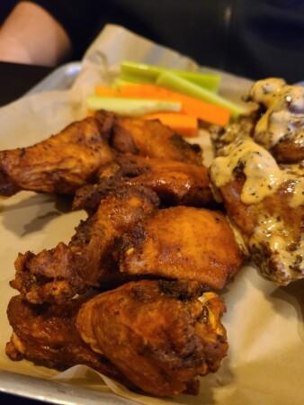 Best Sports Bars in Fairview - ALEXS-BAR