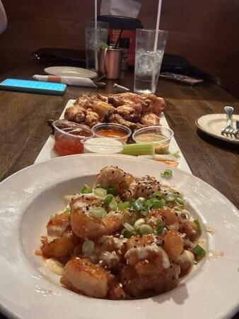 Best Sports Bars in Garden City Park - Your Mothers House