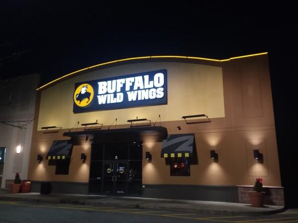Beste Sportsbars in Rochester - Buffalo Wild Wings @ Rochester, Nh