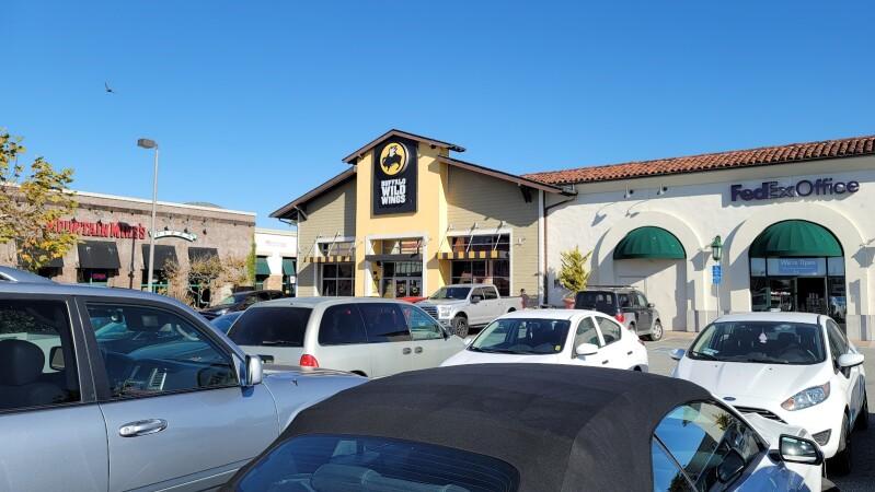 Best Sports Bars in Seaside - Buffalo Wild Wings @ Seaside, Ca