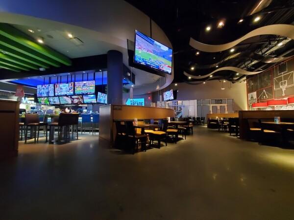 Les Meilleurs Bars à Syracuse - Dave & Busters @ Syracuse