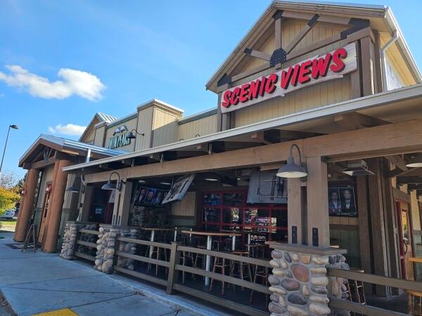 Best Sports Bars in Boise - Twin Peaks Restaurant @ Boise