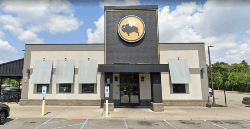 Best Sports Bars in Secaucus - Buffalo Wild Wings @ Secaucus, Nj