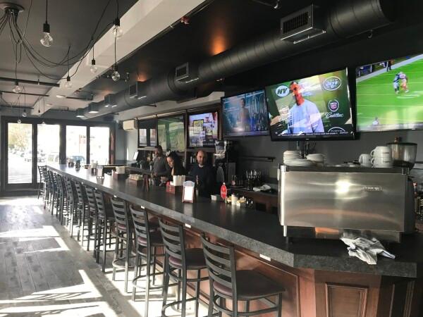 Best Sports Bars in Newark - Blitz Sports Bar