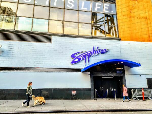 Best Sports Bars in New York - Sapphire New York