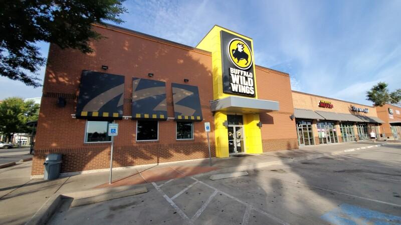 Best Sports Bars in Garland - Buffalo Wild Wings @ Garland, Tx