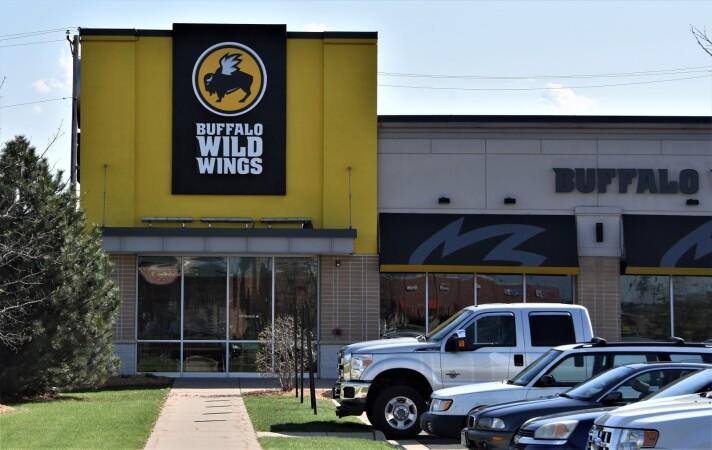 Best Sports Bars in Janesville - Buffalo Wild Wings @ Janesville, Wi