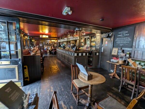 Best Sports Bars in London - Three Tuns