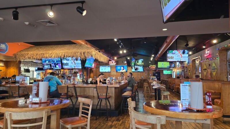 Beste Sportsbars in W Springfield - Hooters @ West Springfield