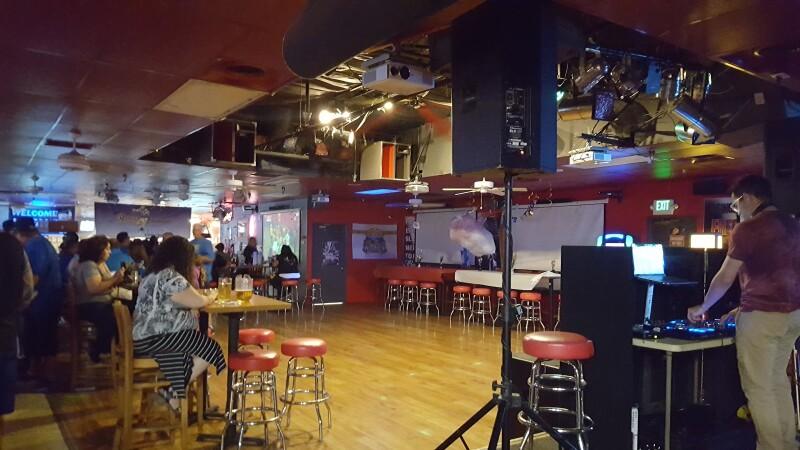 Best Sports Bars in Glendale - Stingers