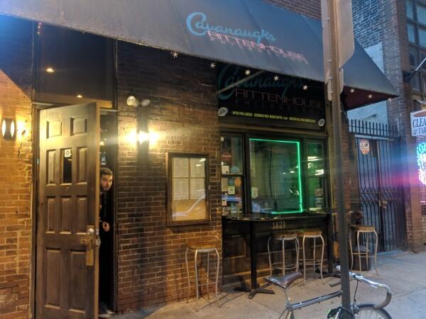 Best Sports Bars in Philadelphia - Cavanaugh's Rittenhouse