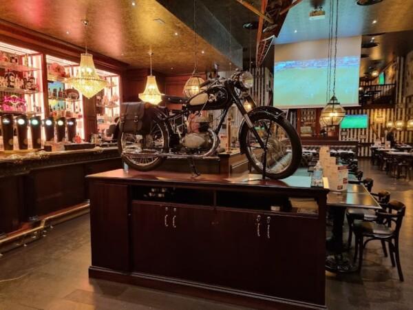 Beste Sportsbars in Besançon - Au Bureau Besançon Châteaufarine