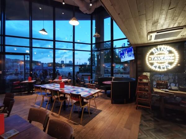 Best Sports Bars in London - Nine Elms Tavern