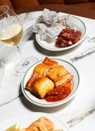 Best Sports Bars in Richmond - Kingston Hotel