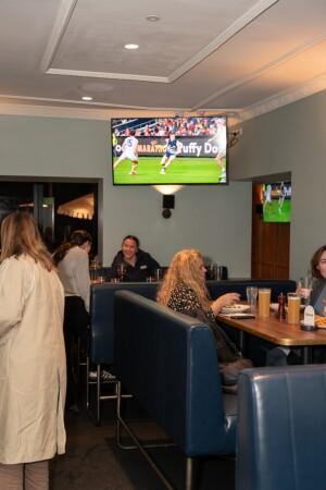 Best Sports Bars in Richmond - Kingston Hotel