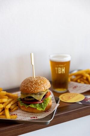 Best Sports Bars in Merewether - The Beach Hotel Merewether