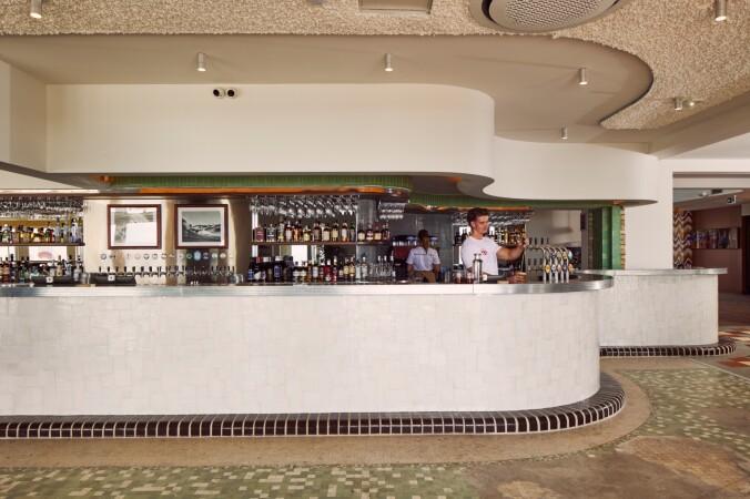 Best Sports Bars in Merewether - The Beach Hotel Merewether