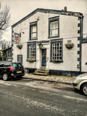 Best Sports Bars in Prenton - Shrewsbury Arms (Oxton)
