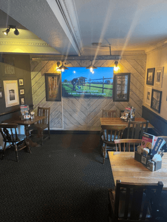Best Sports Bars in Prenton - Shrewsbury Arms (Oxton)