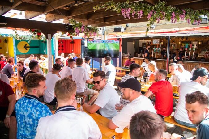 Best Sports Bars in Bedford - Brewpoint, Bedford