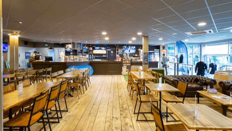 Best Sports Bars in Meylan - Sports Bar - UrbanSoccer Grenoble