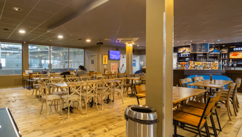 Best Sports Bars in Meylan - Sports Bar - UrbanSoccer Grenoble