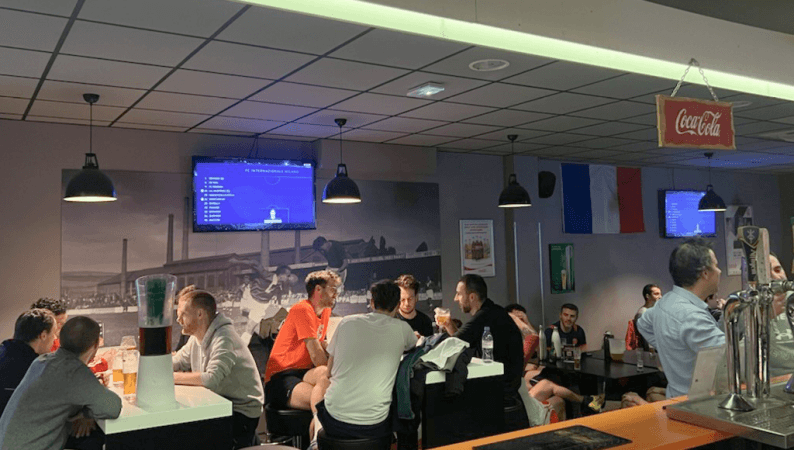 Best Sports Bars in Lezennes - Sports Bar - UrbanSoccer Lille-Lezennes