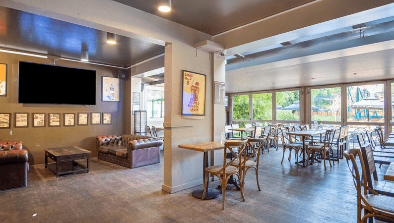 Best Sports Bars in Puteaux - Sports Bar - UrbanSoccer Puteaux-République