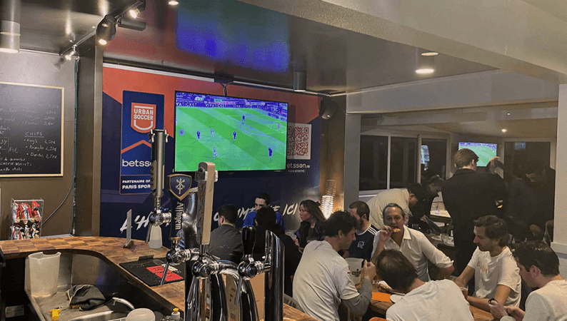 Best Sports Bars in Puteaux - Sports Bar - UrbanSoccer Puteaux-République