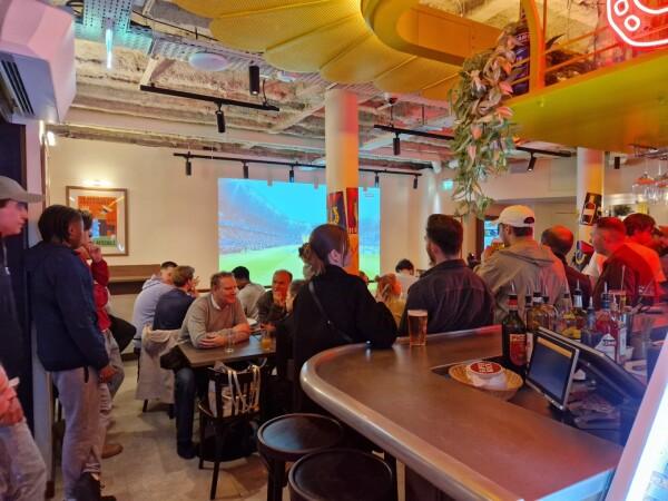 Les Meilleurs Bars à Paris - Hasard