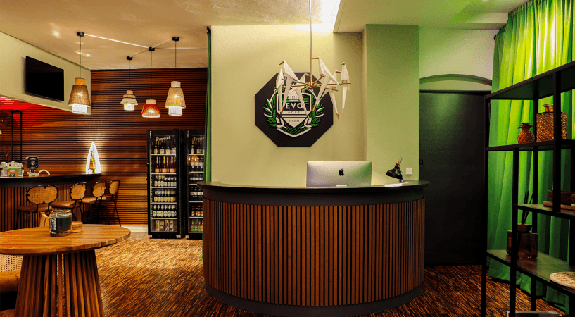 Beste Sportsbars in Berlin - EvoGolf Berlin