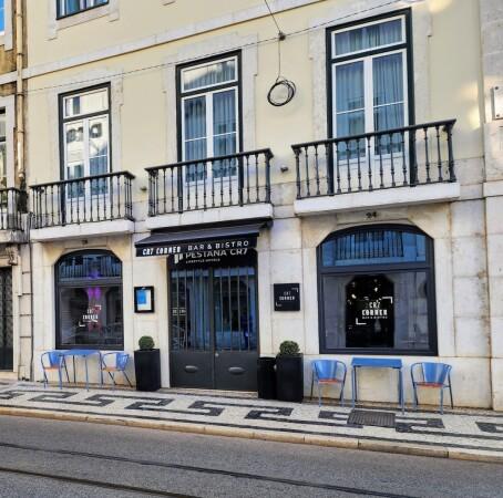Best Sports Bars in Lisbon - CR7 Corner Bar & Bistro
