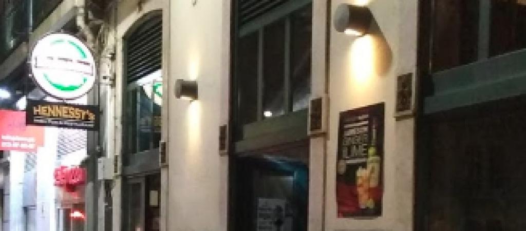 Best Sports Bars in Lisbon - Hennessy's Irish Pub and Restaurant