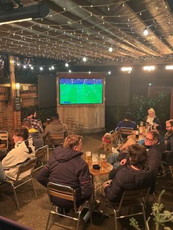 Best Sports Bars in Winchester - The Mucky Duck