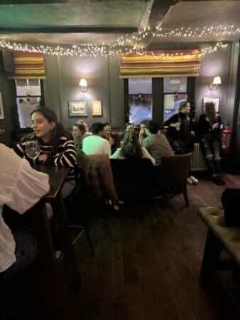 Best Sports Bars in Winchester - The Mucky Duck