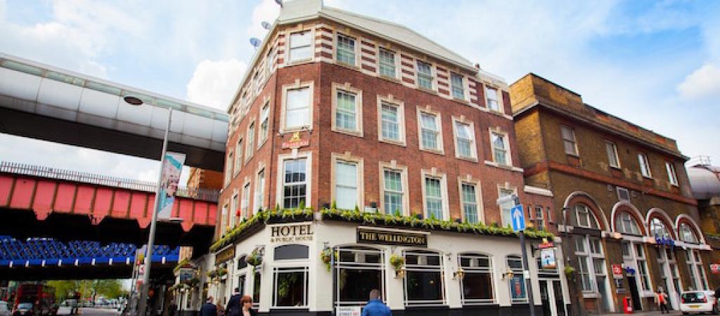 Best Sports Bars in Waterloo - Wellington, Waterloo