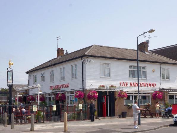 Best Sports Bars in London - The Birchwood