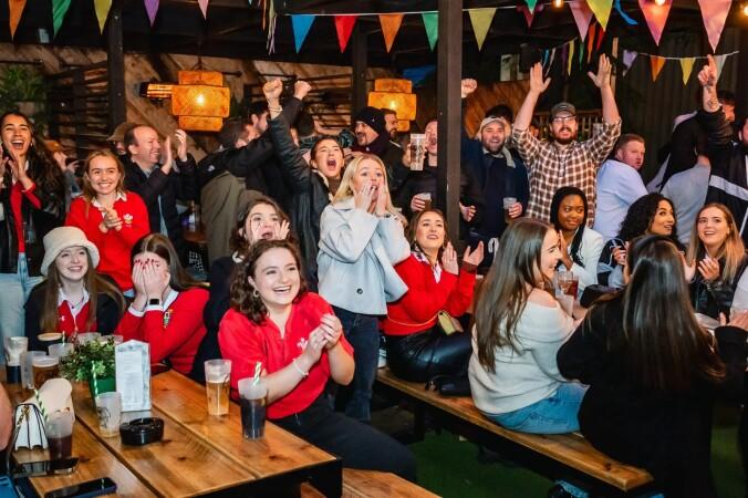 Best Sports Bars in Cardiff - The Pontcanna Inn