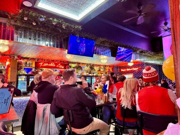 Best Sports Bars in London - Moretown Belle