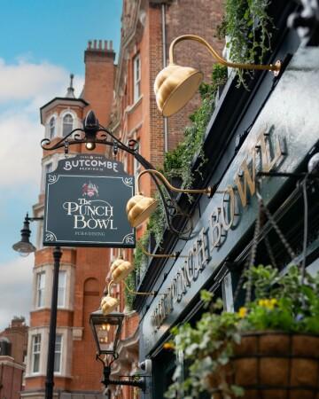 Best Sports Bars in London - The Punchbowl