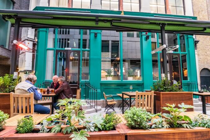 Best Sports Bars in London - Pavilion End