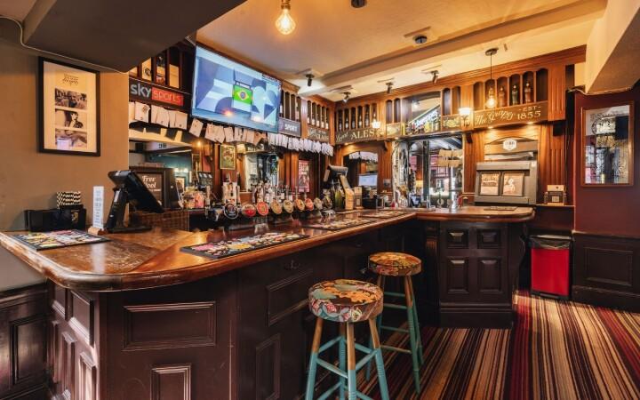Best Sports Bars in Southampton - The Grapes