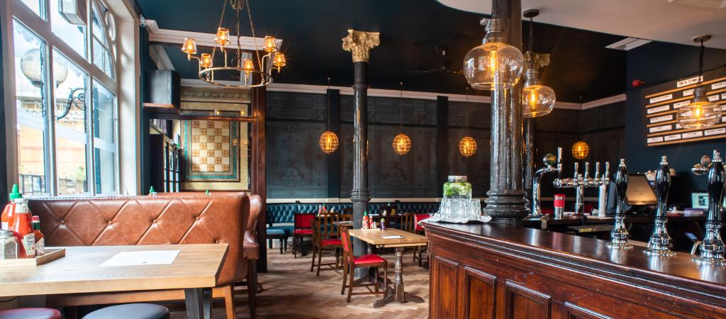 Best Sports Bars in LONDON - Eagle