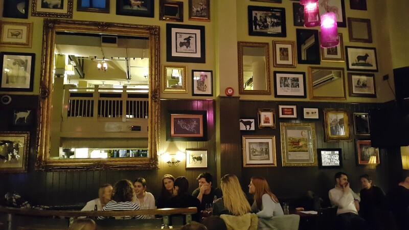 Best Sports Bars in Clapham - The Goat