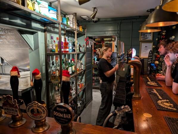 Best Sports Bars in OXFORD - Royal Oak