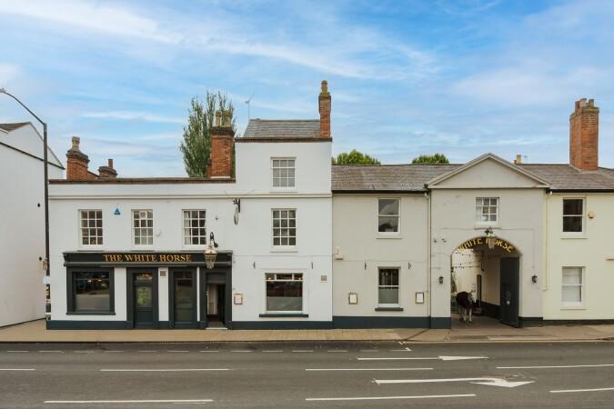 Beste Sportsbars in LEAMINGTON SPA - White Horse Leamington