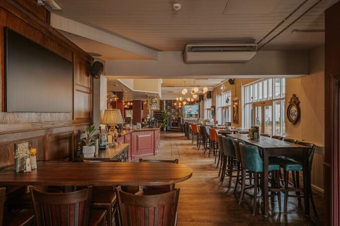 Beste Sportsbars in LEAMINGTON SPA - White Horse Leamington