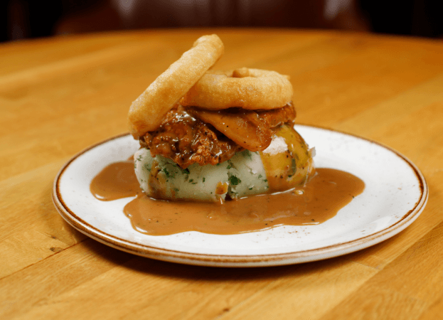 Best Sports Bars in Belfast - The Errigle Inn